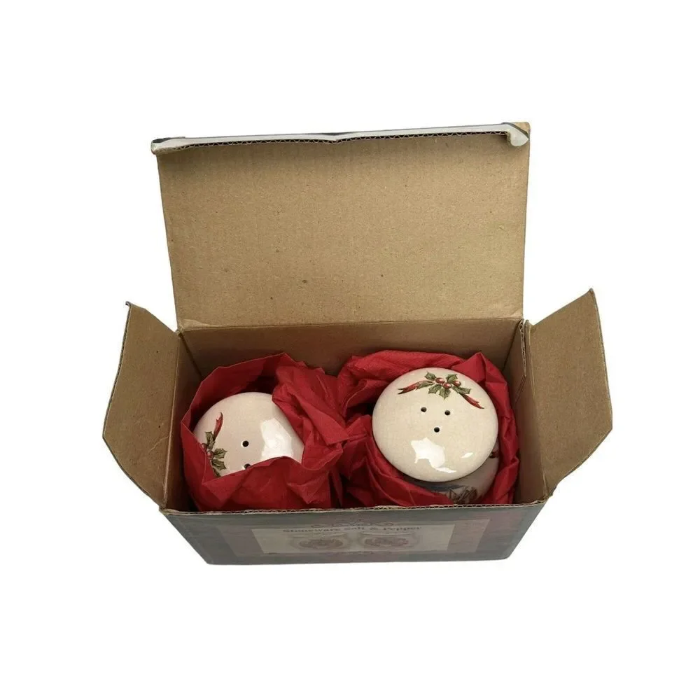 Stoneware CIB Dickens Winter Scene Salt Pepper Shakers Christmas Holidays